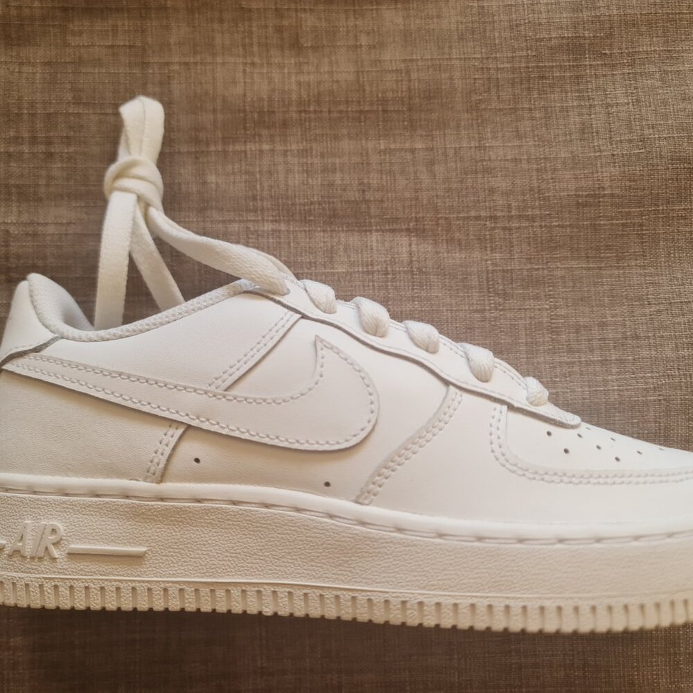 Nike Air Force 1 Triple White Brand New